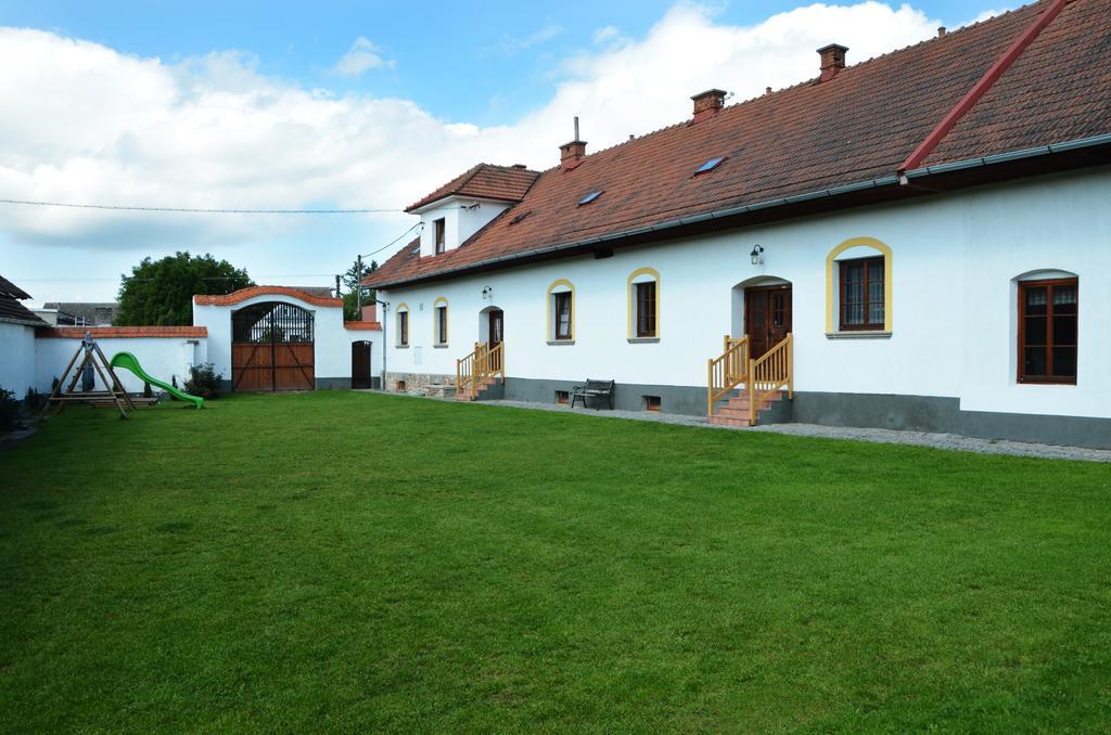 Blazkuv Statek Apartment Malsice Екстериор снимка