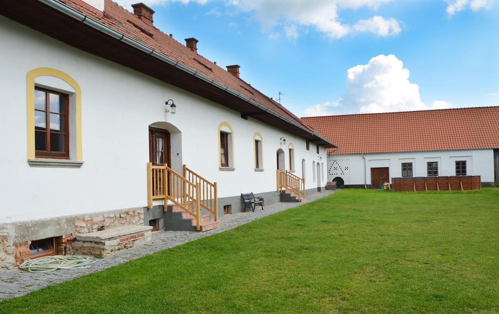 Blazkuv Statek Apartment Malsice Екстериор снимка