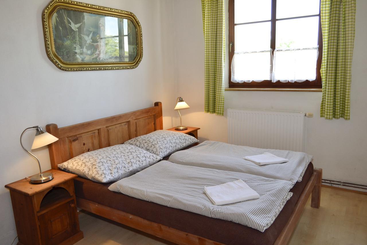 Blazkuv Statek Apartment Malsice Екстериор снимка