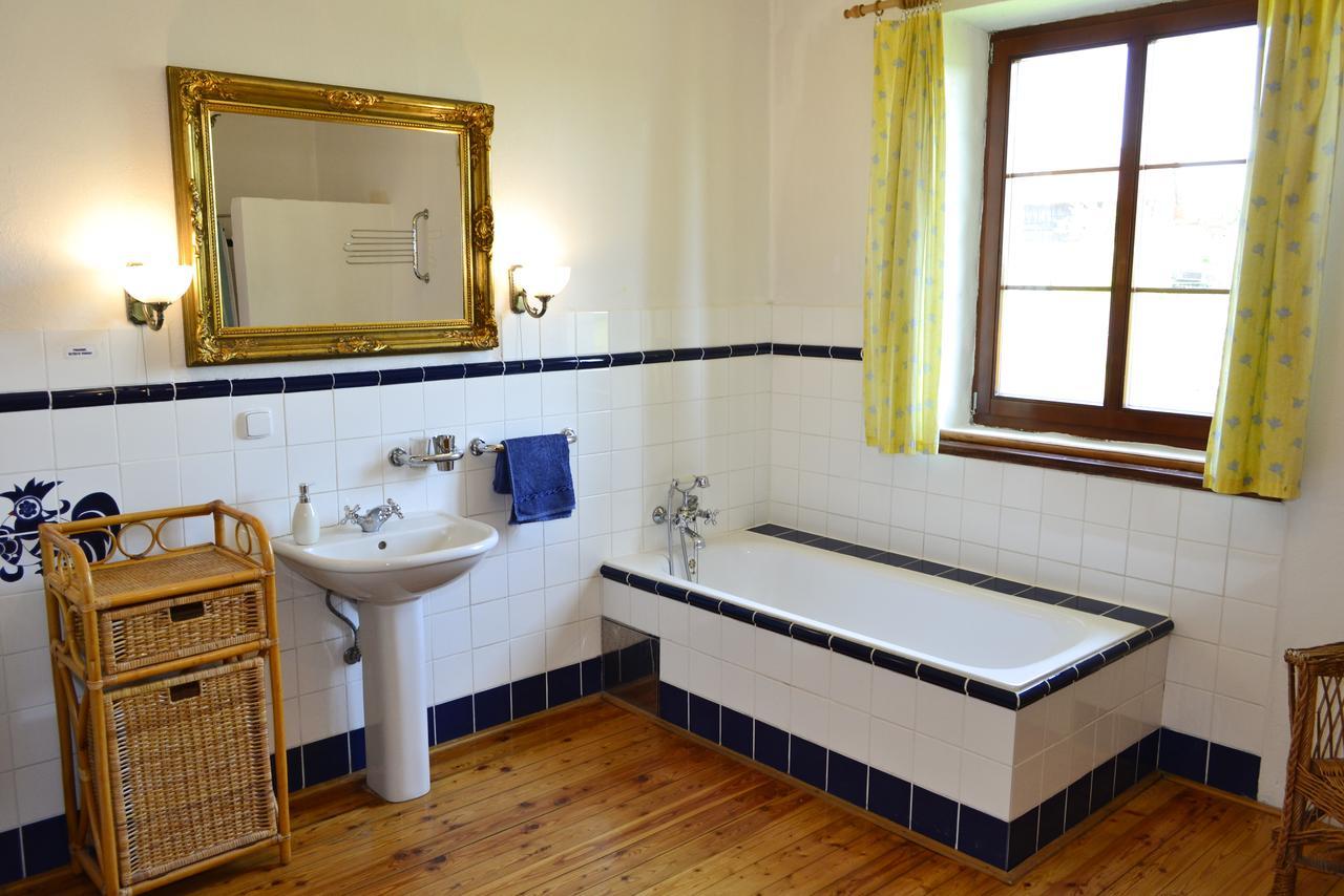 Blazkuv Statek Apartment Malsice Екстериор снимка